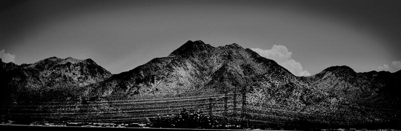 Black_and_White_Landscape_by_listoman.jpg