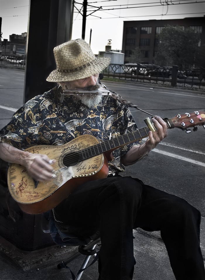 Street_musician_by_paparoksguitar.jpg