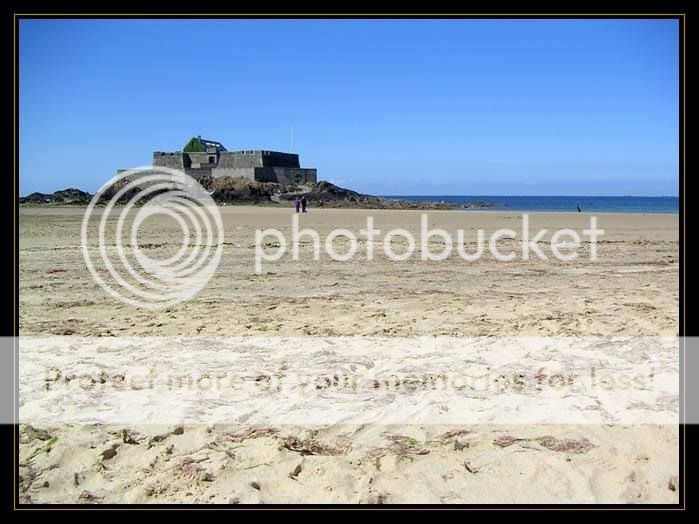 PICT4822Beach-Fort-Sand.jpg