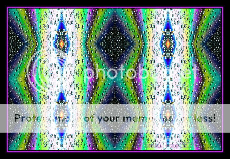 Kaleidoskop_CDdroplets_framed.jpg