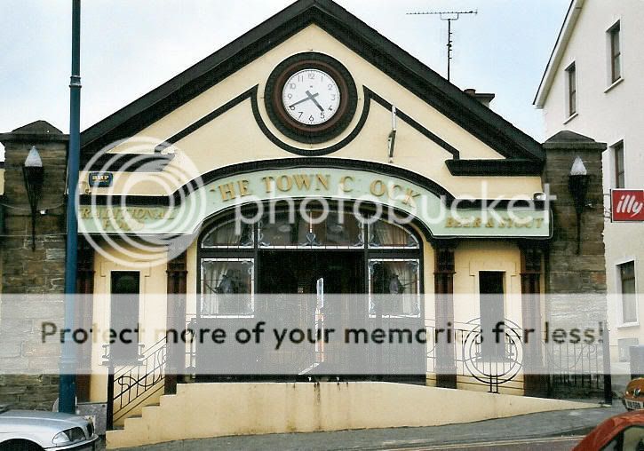 PubFronts_TownClockMoville.jpg