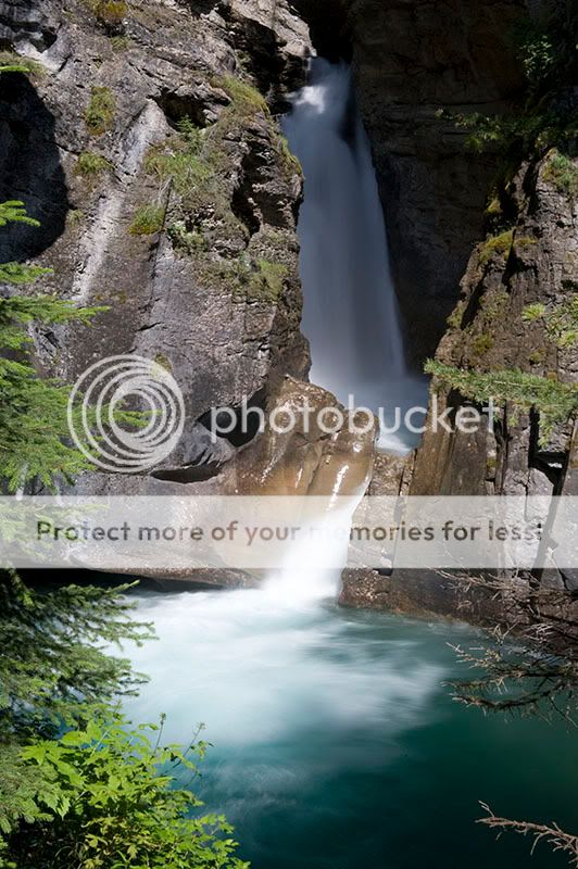 waterfall_banff_001.jpg