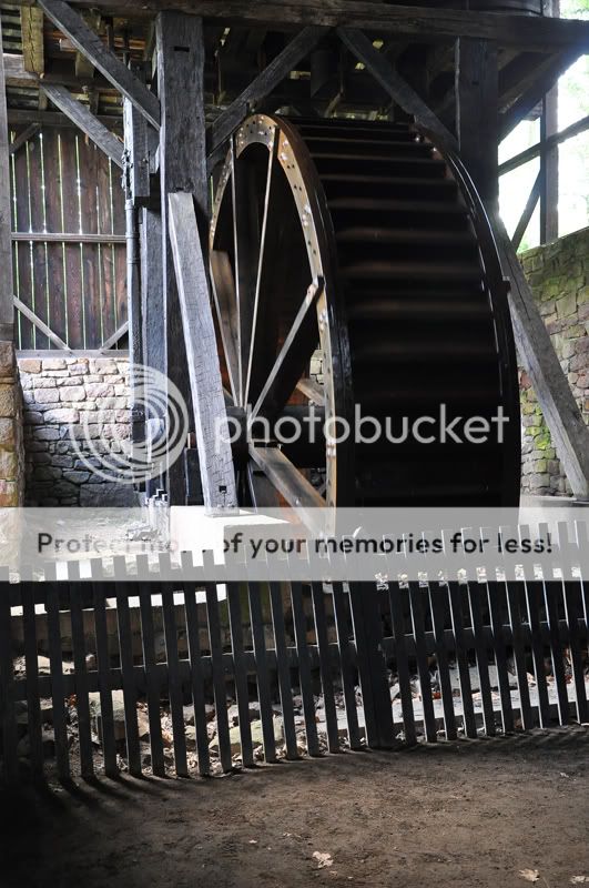 WaterWheel30sresized.jpg