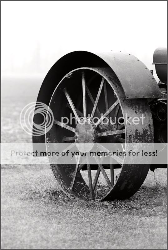 tractorwheel.jpg