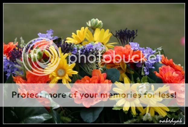 cemetaryflowers3.jpg