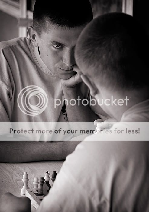 chess1bw-sm.jpg