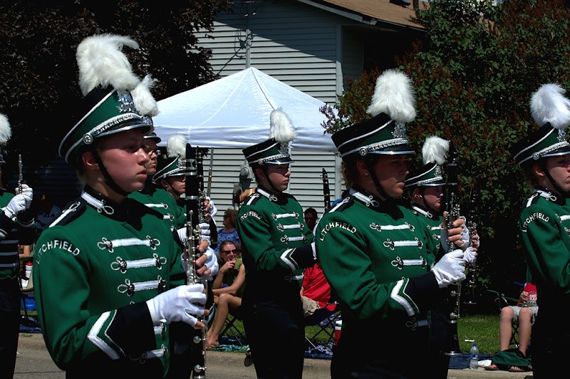 parade_614_001.jpg