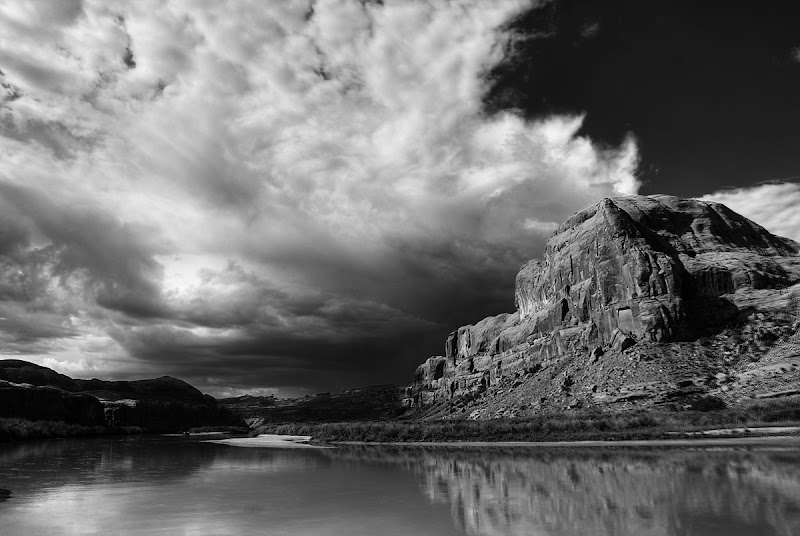 colorado%20storm%20B%26W.jpg