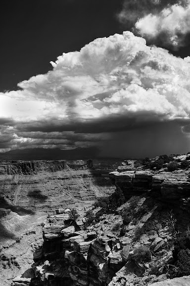 canyonlands%20rain%20B%26W.jpg